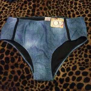 Sexy swimsuit bottom